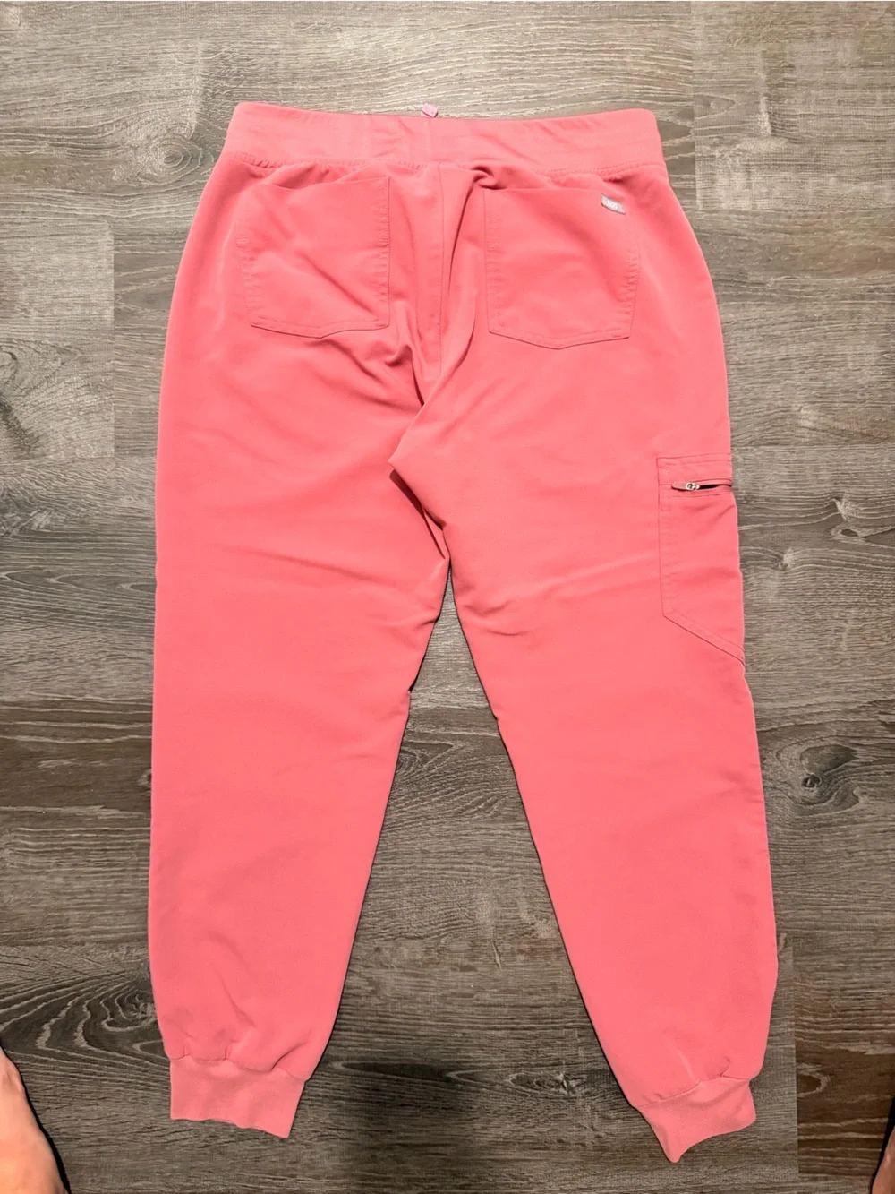 FIGS Breast Cancer Editions Catarina Scrub Top & Zamora Jogger Pant - Quartz
